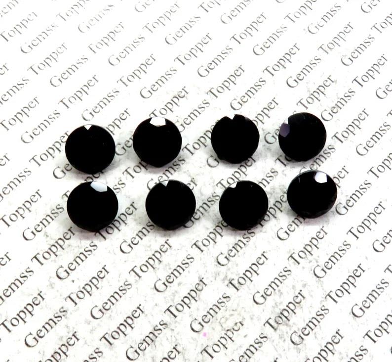 Black Onyx 10x10 mm Round Faceted